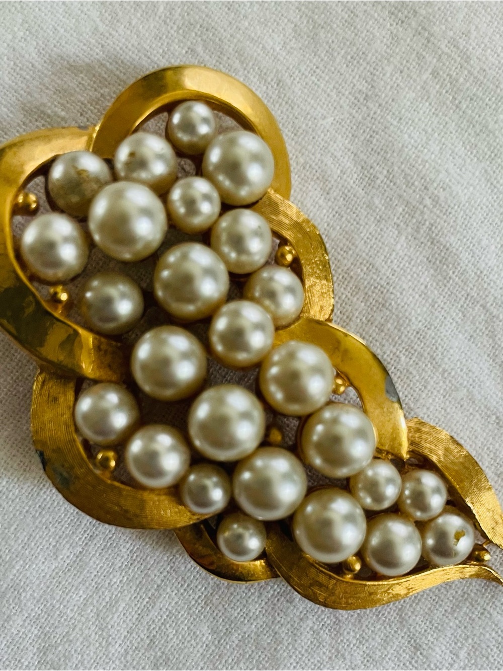 Gold and Ivory Pearl Cluster Brooch - Elegant Women's Jewelry